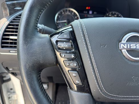 Used 2022 Nissan Armada Platinum RWD image 20