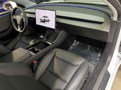 Used 2025 Tesla Model 3 Long Range image 35