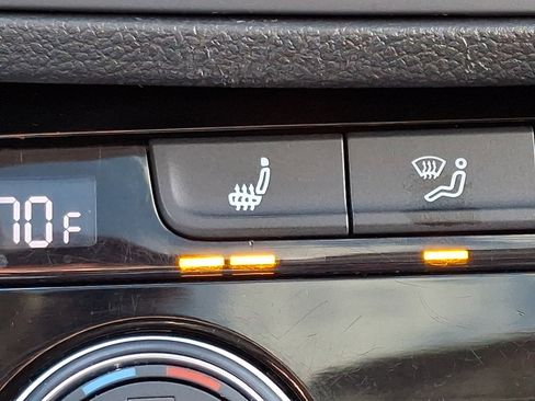 Used 2021 Volkswagen Jetta S image 23