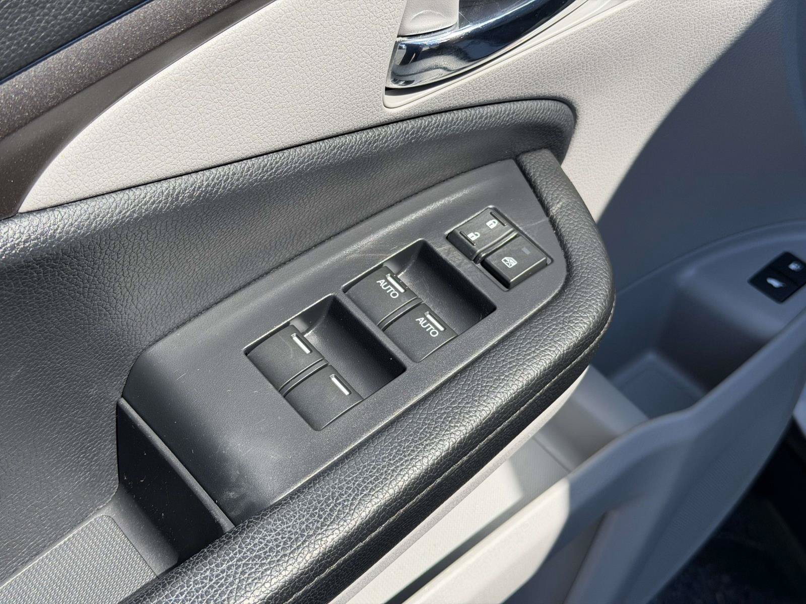 Used 2019 Honda Pilot EX-L image 7