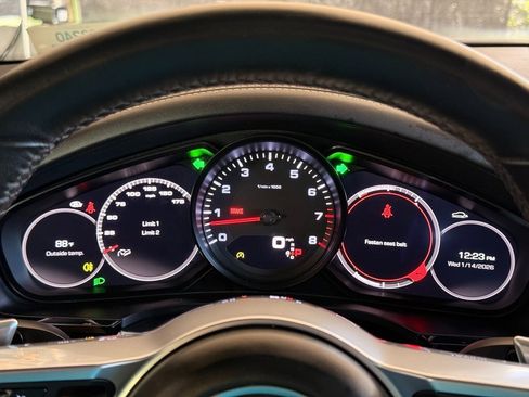 Used 2019 Porsche Cayenne image 22