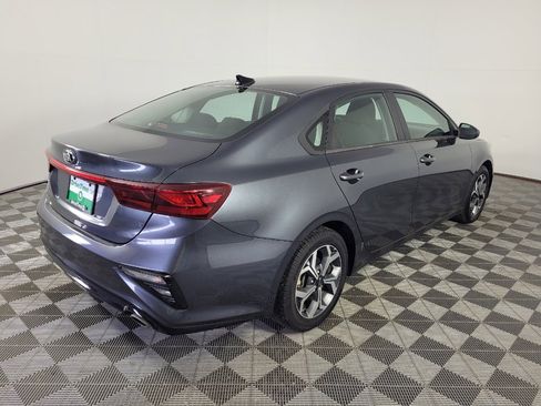 Used 2021 Kia Forte LXS FWD image 9