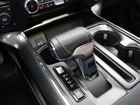 Used 2023 Ford F150 Lariat w/ Equipment Group 502A High image 37