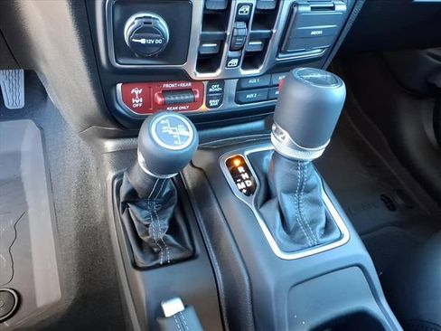 New 2026 Jeep Gladiator Rubicon image 21