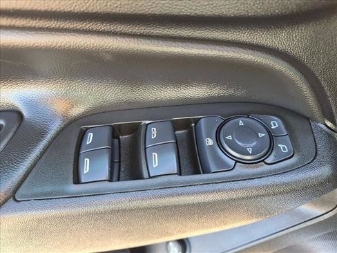 Used 2024 Chevrolet Equinox LT AWD/4WD image 12