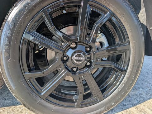 Certified 2024 Nissan Kicks SR w/ Exterior Package FWD image 7