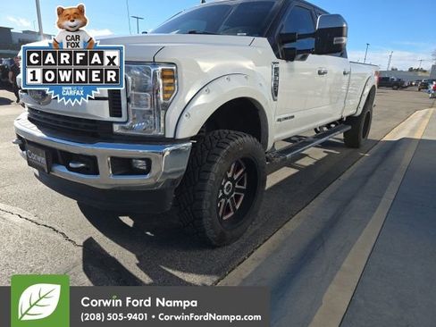 Used 2019 Ford F350 XLT w/ XLT Premium Package image 4
