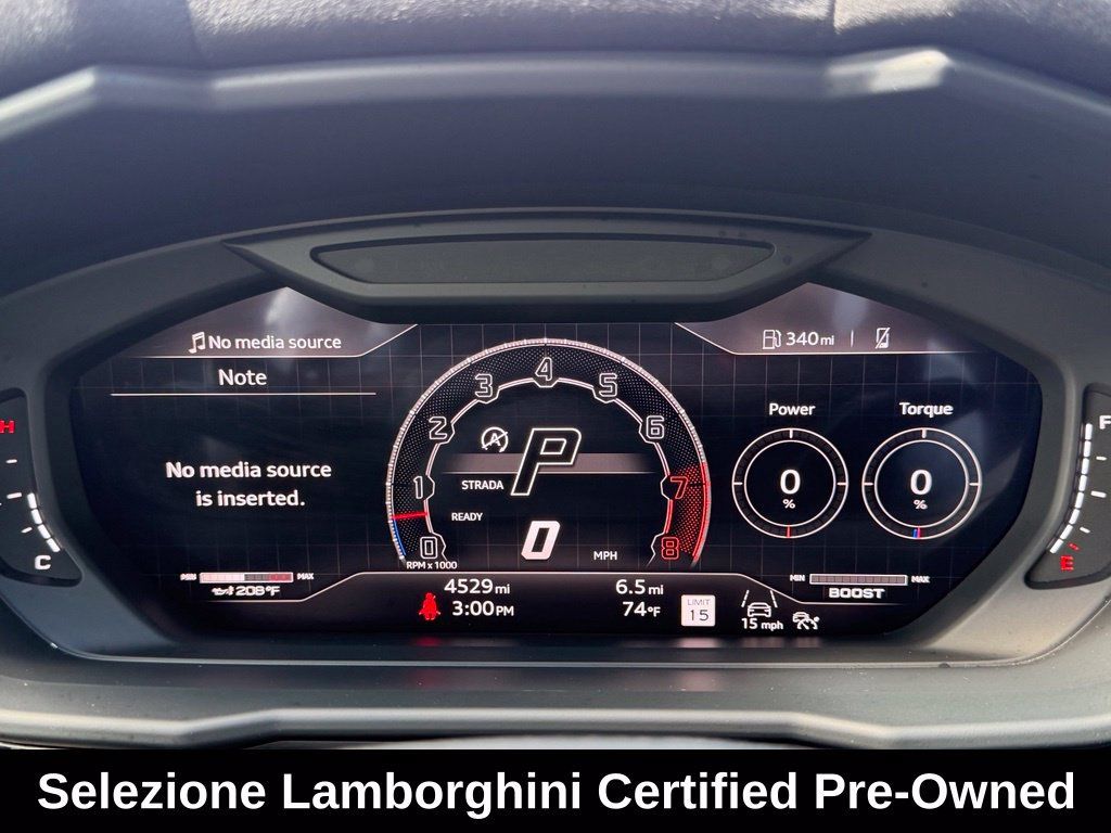 Used 2024 Lamborghini Urus Performante AWD/4WD image 27