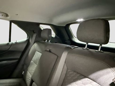 Used 2020 Chevrolet Equinox LT w/ Driver Convenience Package image 24