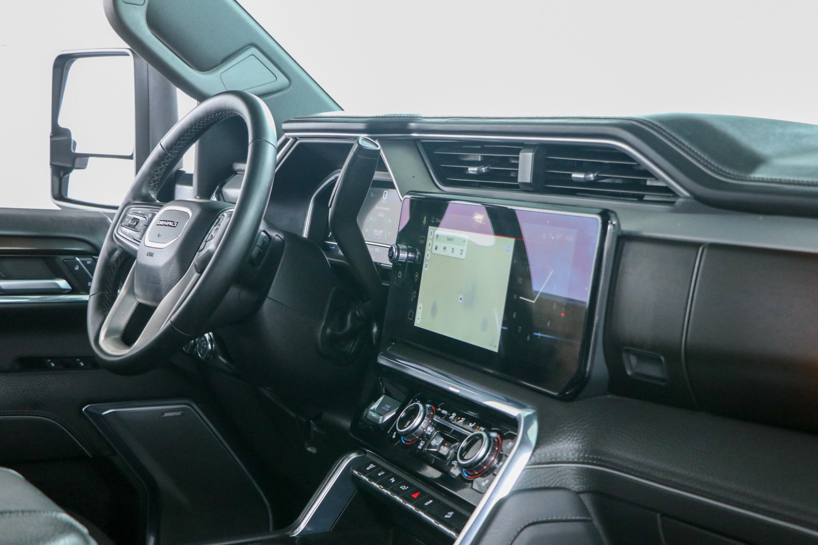 Used 2024 GMC Sierra 2500 Denali AWD/4WD image 30