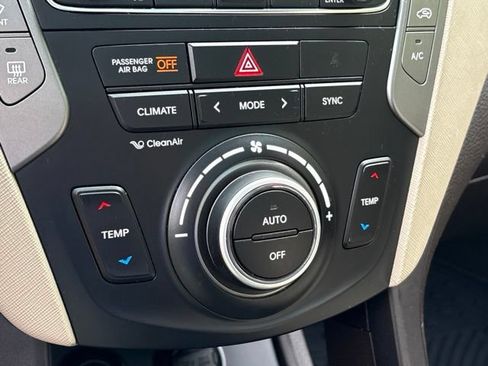 Used 2018 Hyundai Santa Fe Sport w/ 2.0T Ultimate Tech Package 05 AWD/4WD image 20