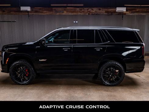 Used 2026 Cadillac Escalade V image 6