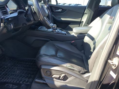 Used 2017 Audi Q7 3.0T Premium Plus w/ Premium Plus Package image 16