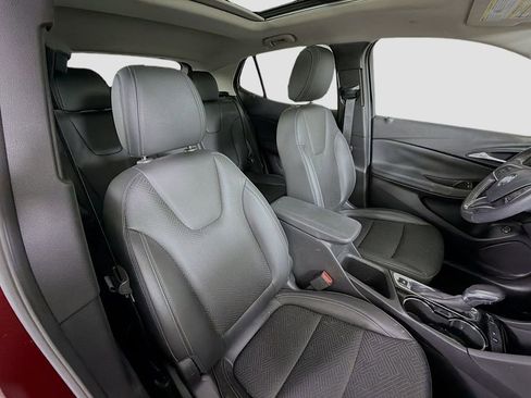 Used 2023 Buick Encore GX Essence w/ Experience Buick Package FWD image 28