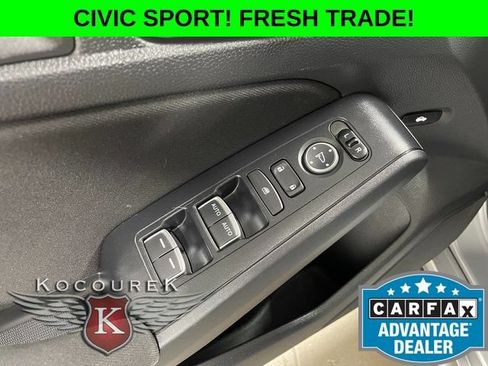 Used 2022 Honda Civic Sport image 19