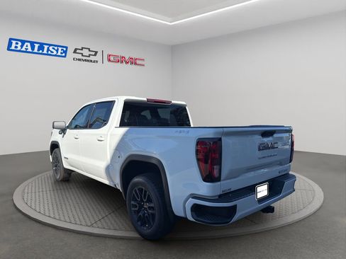 New 2026 GMC Sierra 1500 Elevation image 4