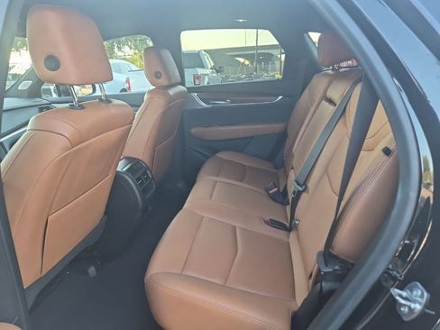 Certified 2025 Cadillac XT5 Premium Luxury image 14