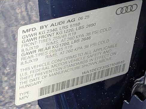 Certified 2025 Audi Q3 2.0T Premium w/ Convenience Package image 25