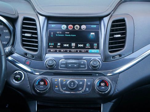 Used 2017 Chevrolet Impala Premier FWD image 33