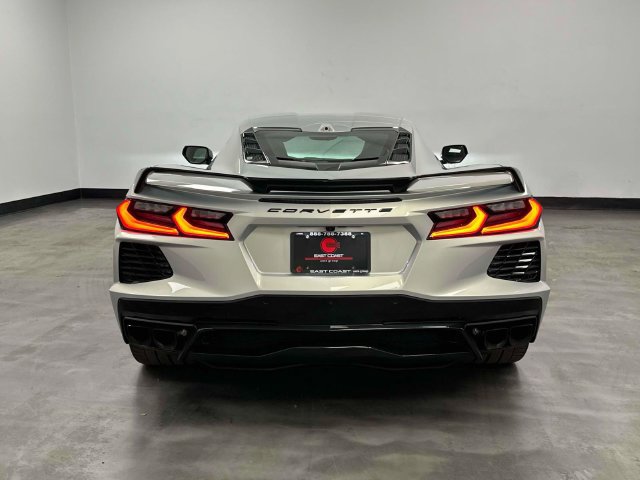 Used 2024 Chevrolet Corvette Stingray Preferred Cpe w/ Z51 Performance Package RWD image 9