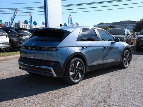 New 2026 Hyundai Ioniq 5 SEL image 4