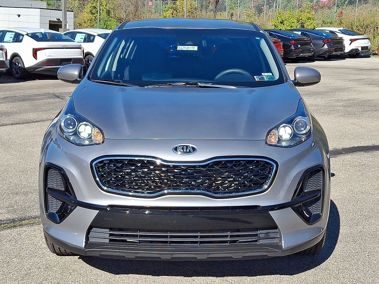 Used 2022 Kia Sportage LX FWD image 2