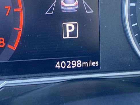 Used 2018 Nissan Kicks SR image 6