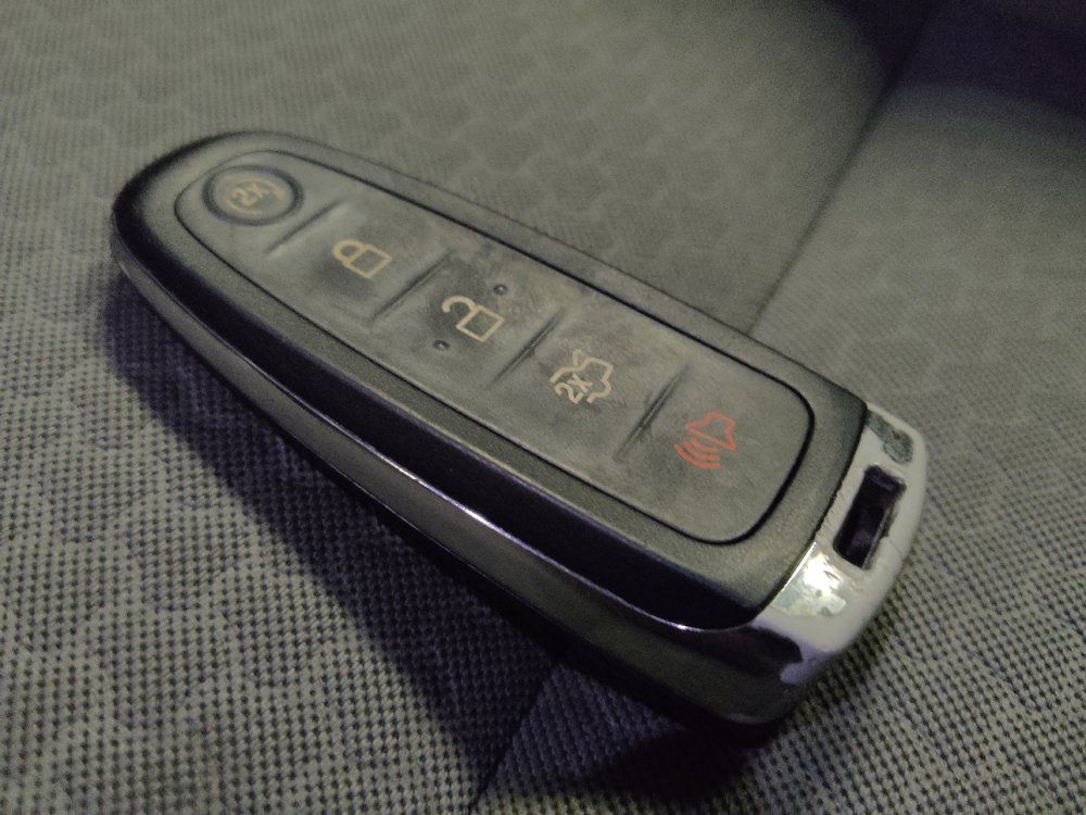 Used 2019 Ford Escape SE AWD/4WD image 32