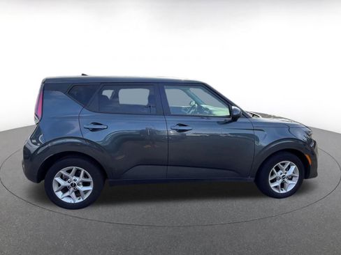 Used 2025 Kia Soul LX w/ LX Technology Package FWD image 10