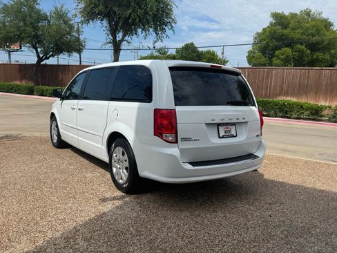 Used 2014 Dodge Grand Caravan SE w/ Quick Order Package 29E SE FWD image 10