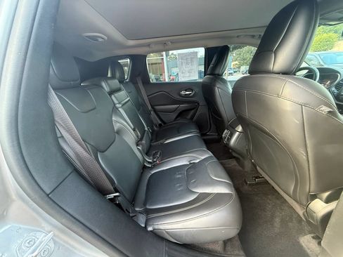 Used 2016 Jeep Cherokee Limited AWD/4WD image 20