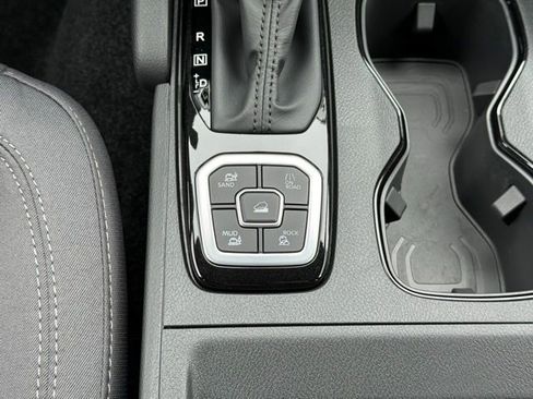 New 2026 Nissan Frontier SV w/ All-Weather Content Package image 29