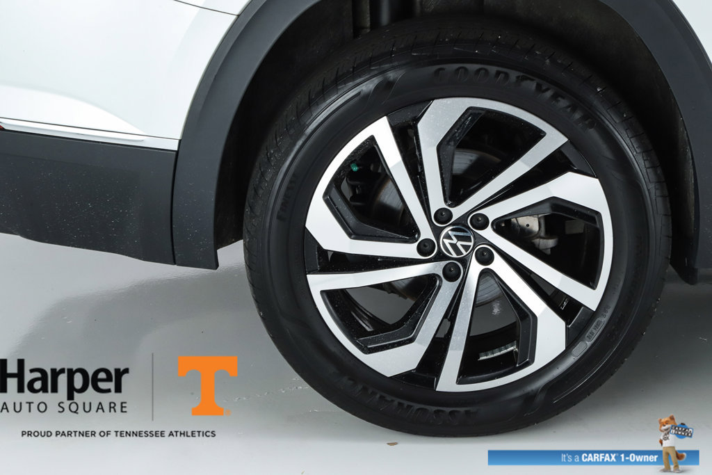 Used 2023 Volkswagen Atlas SEL AWD/4WD image 53