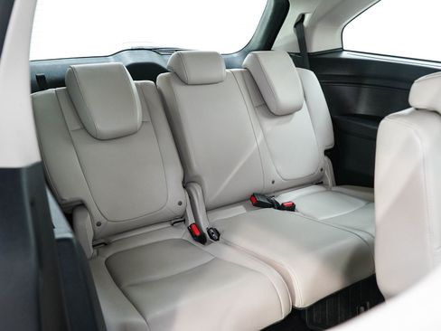 Used 2025 Honda Odyssey EX-L image 15