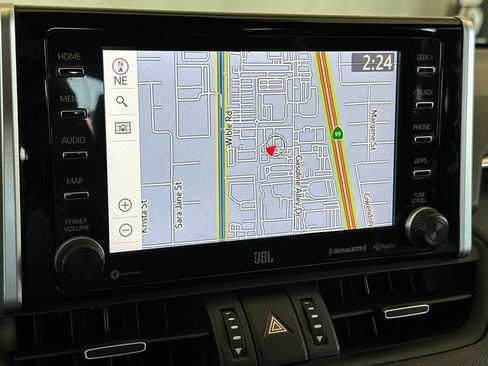 Used 2020 Toyota RAV4 XSE AWD/4WD image 18