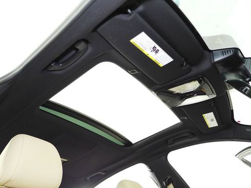 Used 2023 BMW 530i RWD image 18