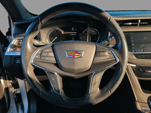 Used 2020 Cadillac XT5 Luxury image 21