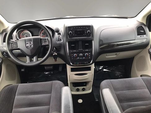 Used 2014 Dodge Grand Caravan SE w/ Quick Order Package 29E SE FWD image 29