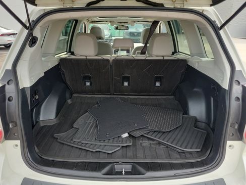 Used 2016 Subaru Forester 2.5i Touring w/ Eyesight & Navigation System AWD/4WD image 31