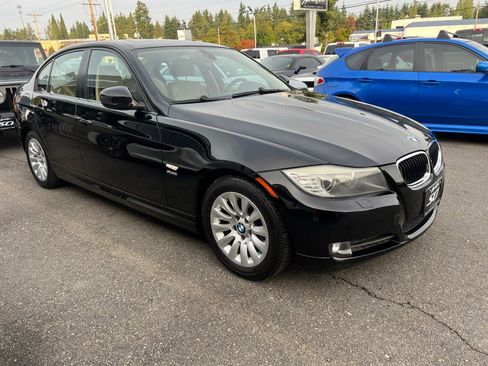 Used 2009 BMW 328i xDrive Sedan image 6