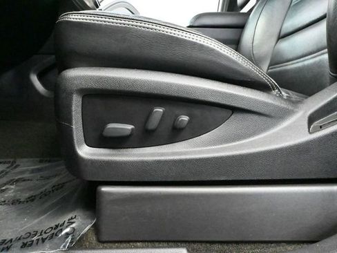 Used 2017 GMC Yukon Denali image 24