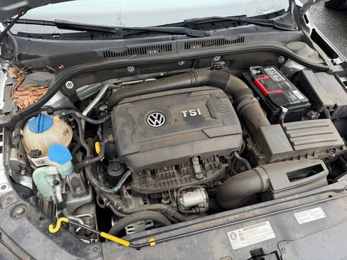 Used 2016 Volkswagen Jetta SEL image 16