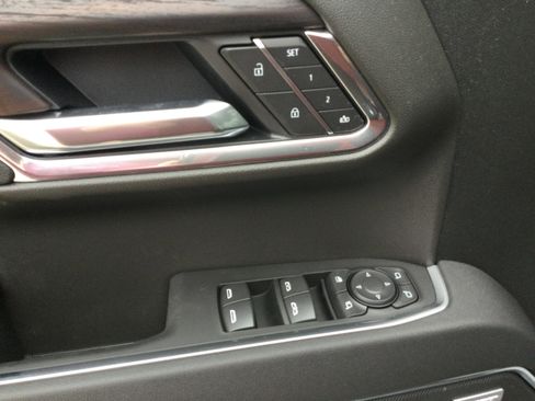 New 2026 GMC Sierra 1500 SLT w/ SLT Premium Package image 10