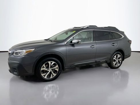 Used 2020 Subaru Outback Touring XT image 4