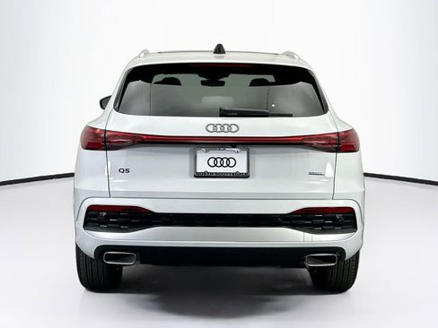 Used 2025 Audi Q5 Premium Plus w/ Premium Plus AWD/4WD image 7