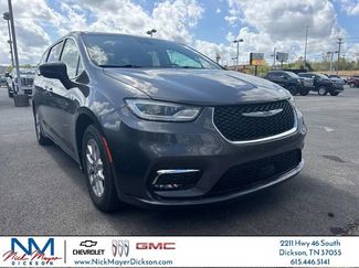 Used 2023 Chrysler Pacifica Touring-L video 1