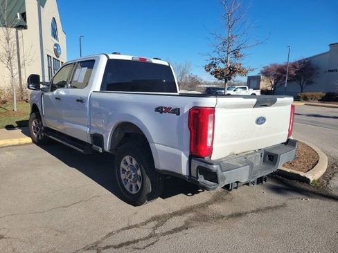 Used 2024 Ford F250 XLT image 2