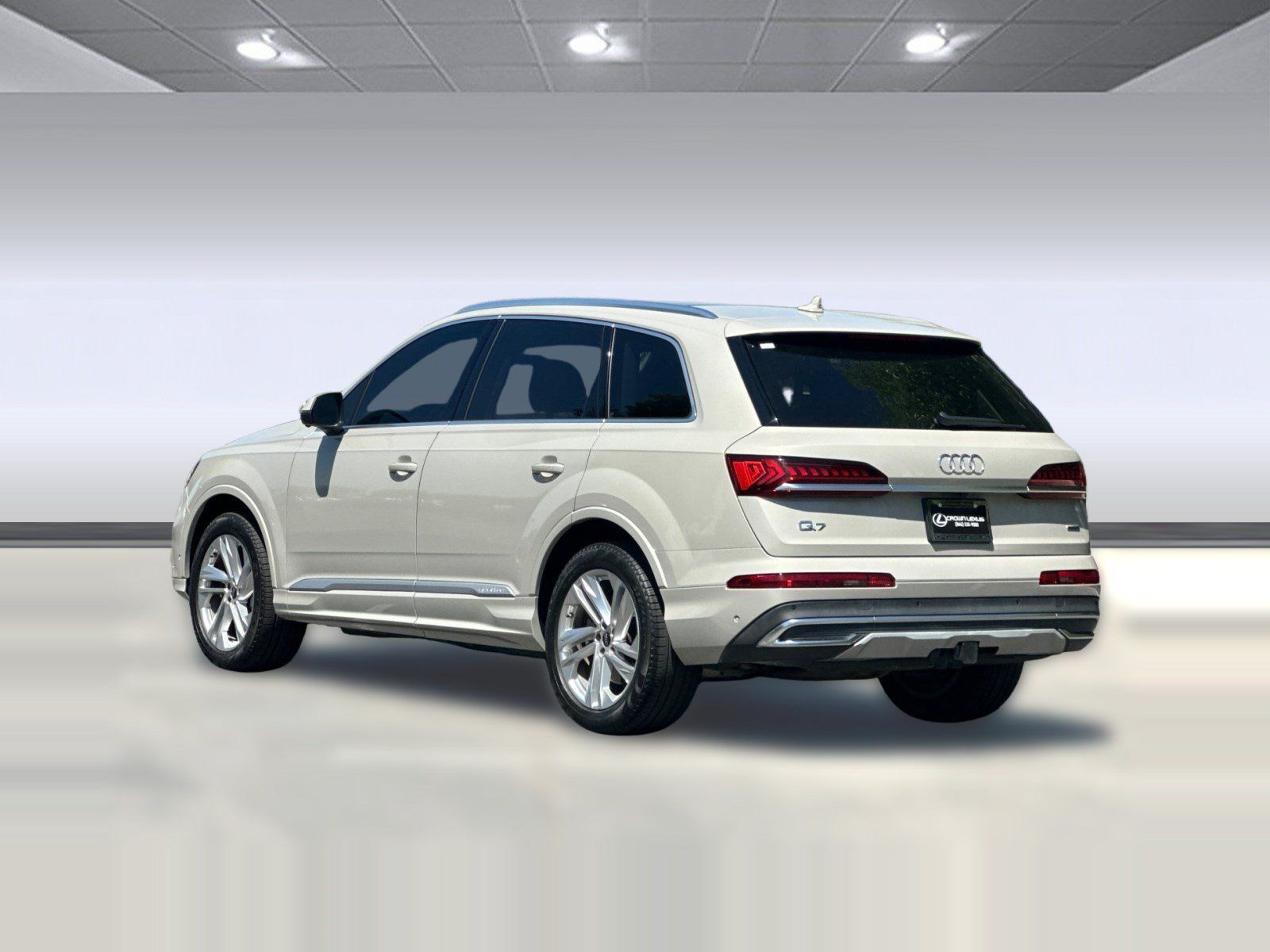 Used 2023 Audi Q7 3.0T Premium Plus AWD/4WD image 3