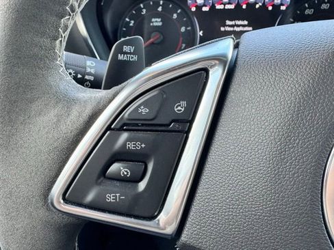 Used 2022 Chevrolet Camaro SS RWD image 25