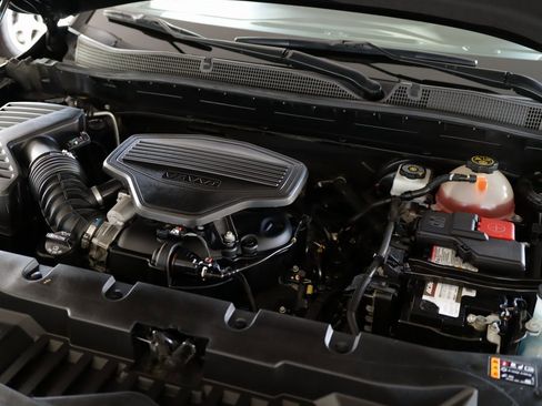 Used 2021 Chevrolet Blazer RS image 32